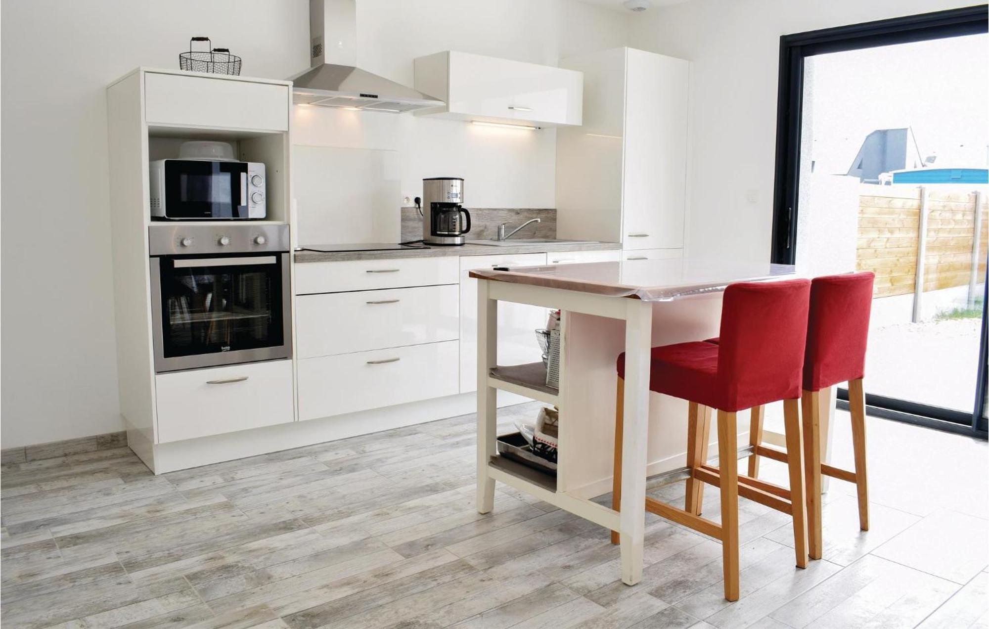 Amazing Home In Saint-Germain-Sur-Ay With Wifi Εξωτερικό φωτογραφία